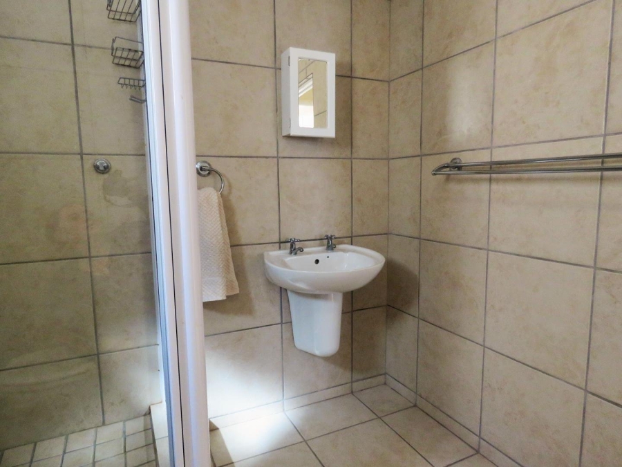 9 Bedroom Property for Sale in Waterfront Western Cape